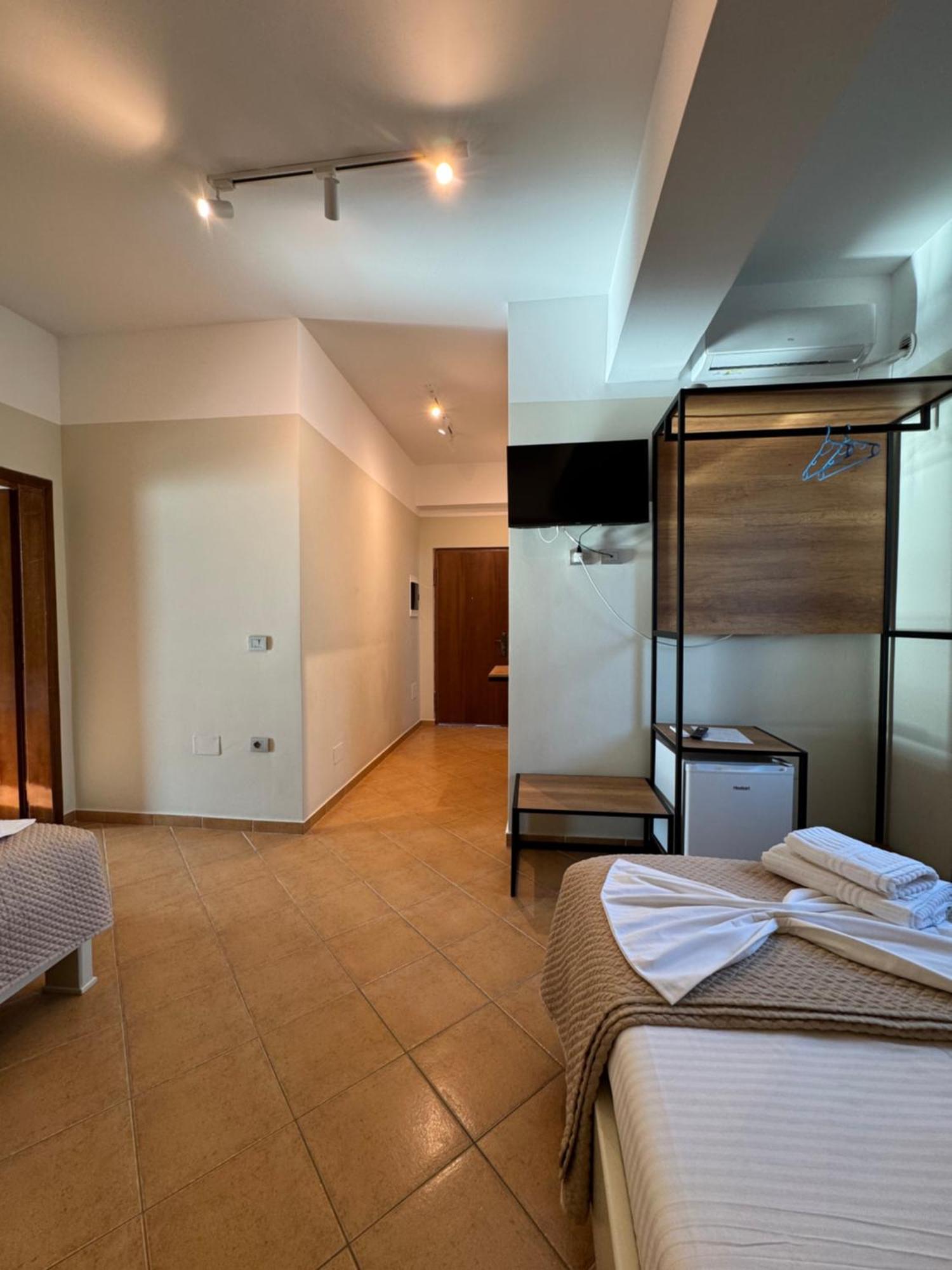 Hotel Cekodhima Radhime Exterior photo