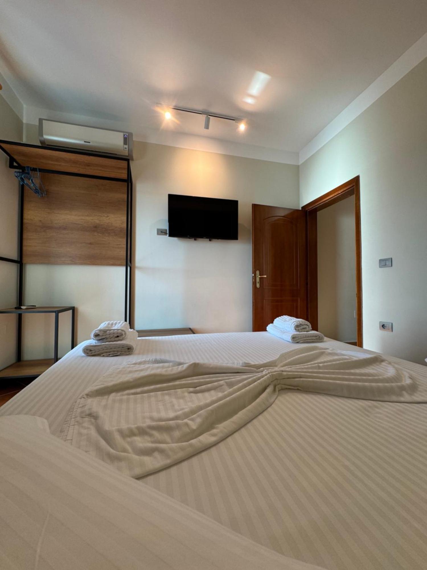 Hotel Cekodhima Radhime Exterior photo