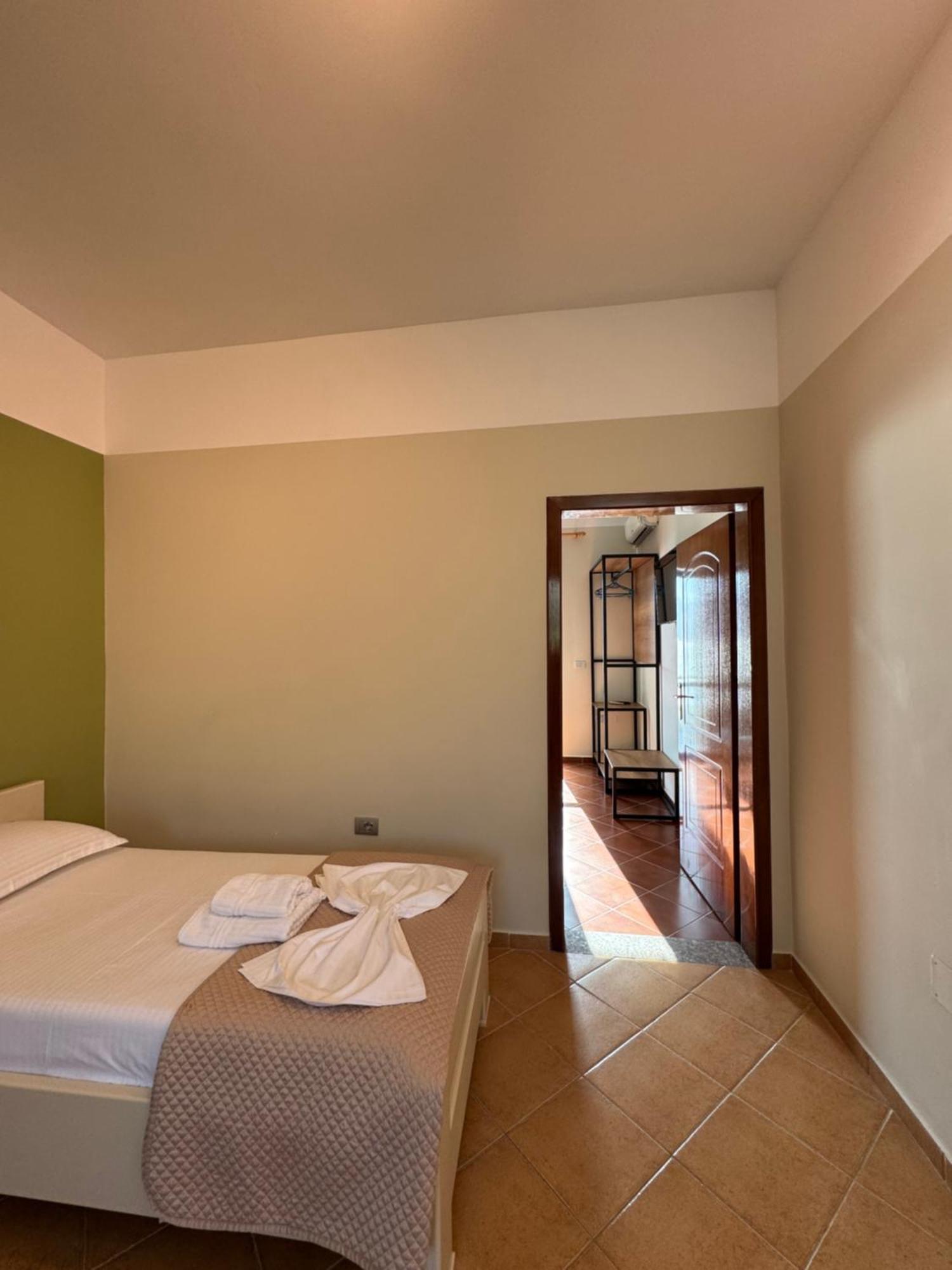 Hotel Cekodhima Radhime Exterior photo